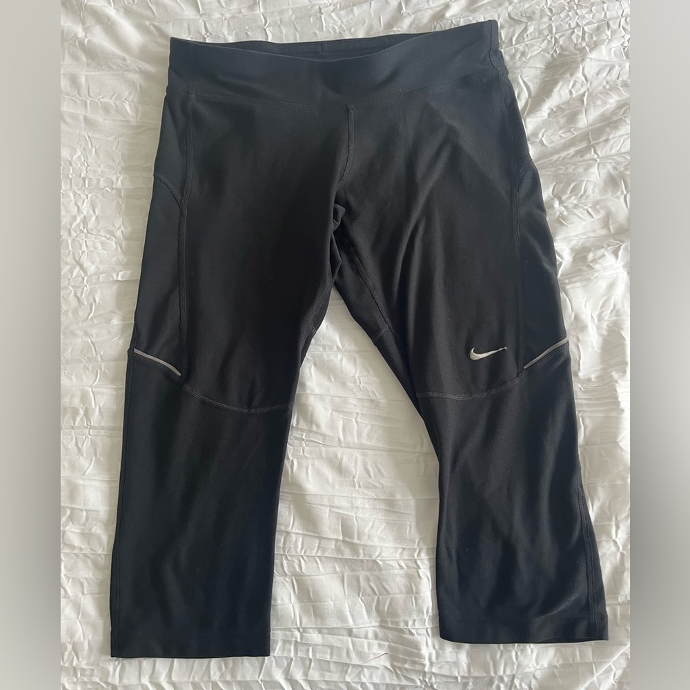 Black Nike Dri-Fit Cropped Leggings Size S